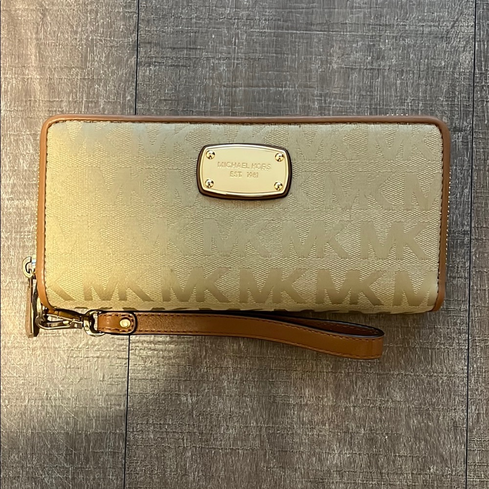 Michael Kors Tan Wristlet Wallet